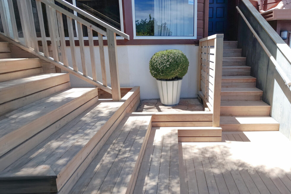 Deck-And-Fences-Hero-Banner-Opt-2(2)