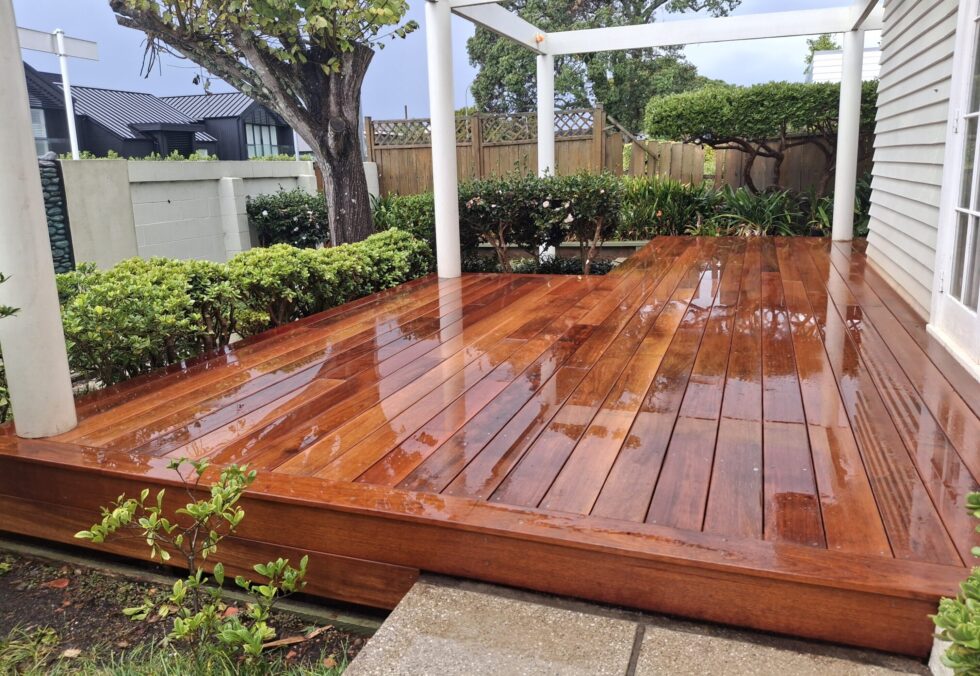 New deck, kwila 142x19